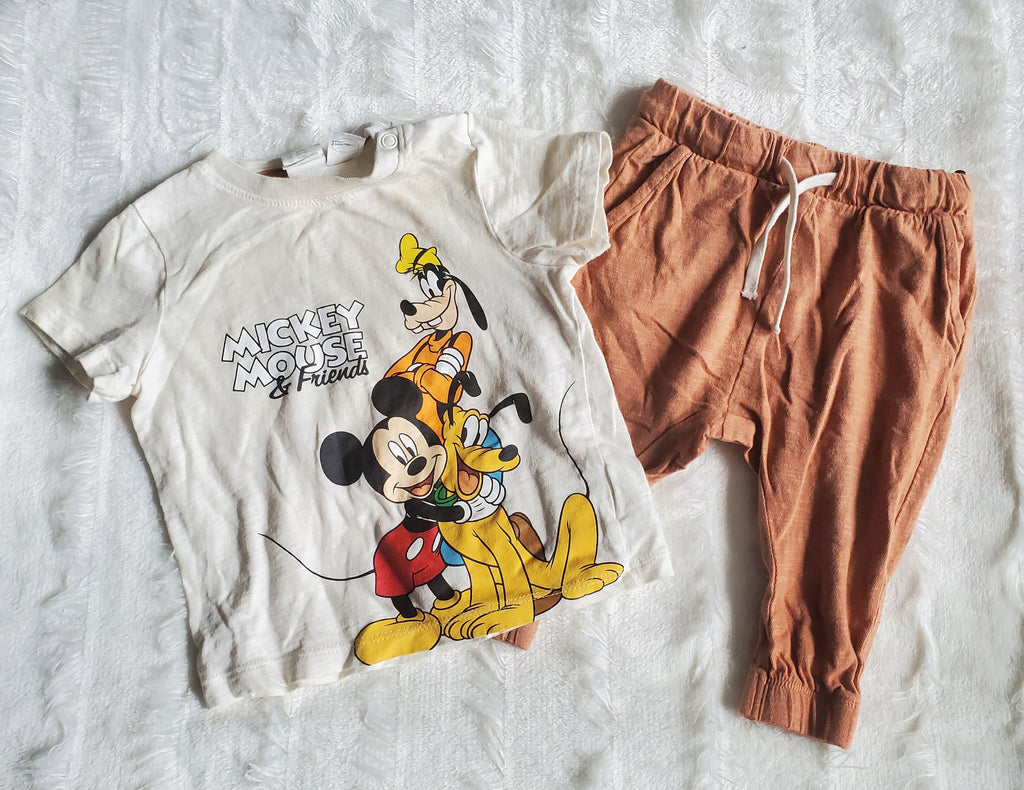 Mickey Mouse Outfit (6m)