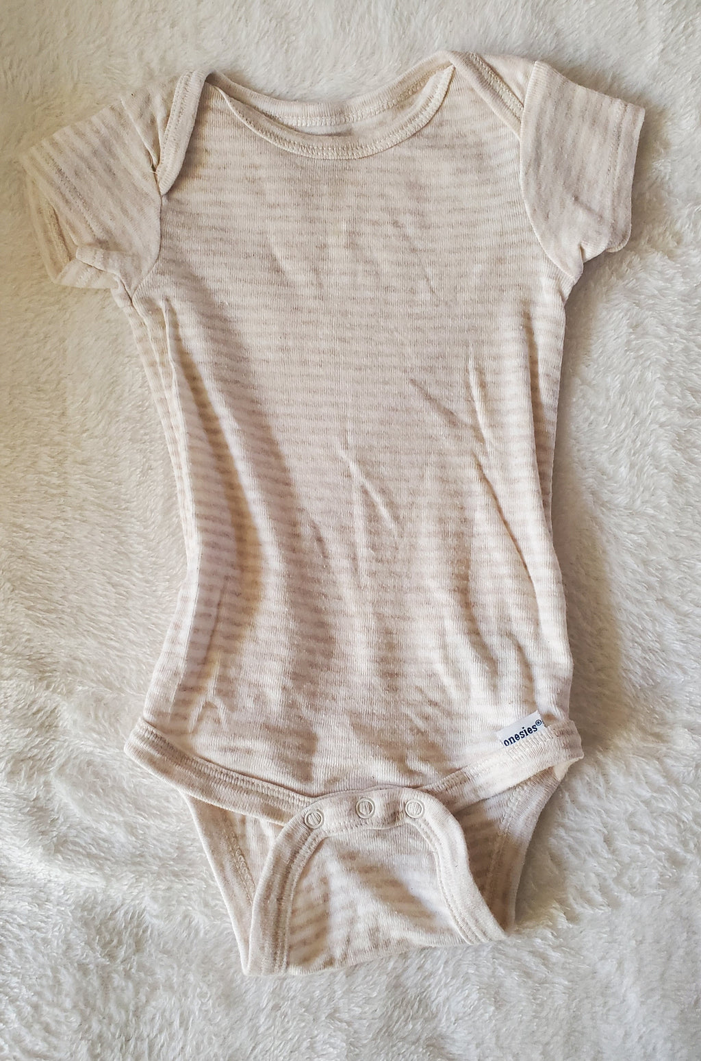 Onesie (3-6 months)