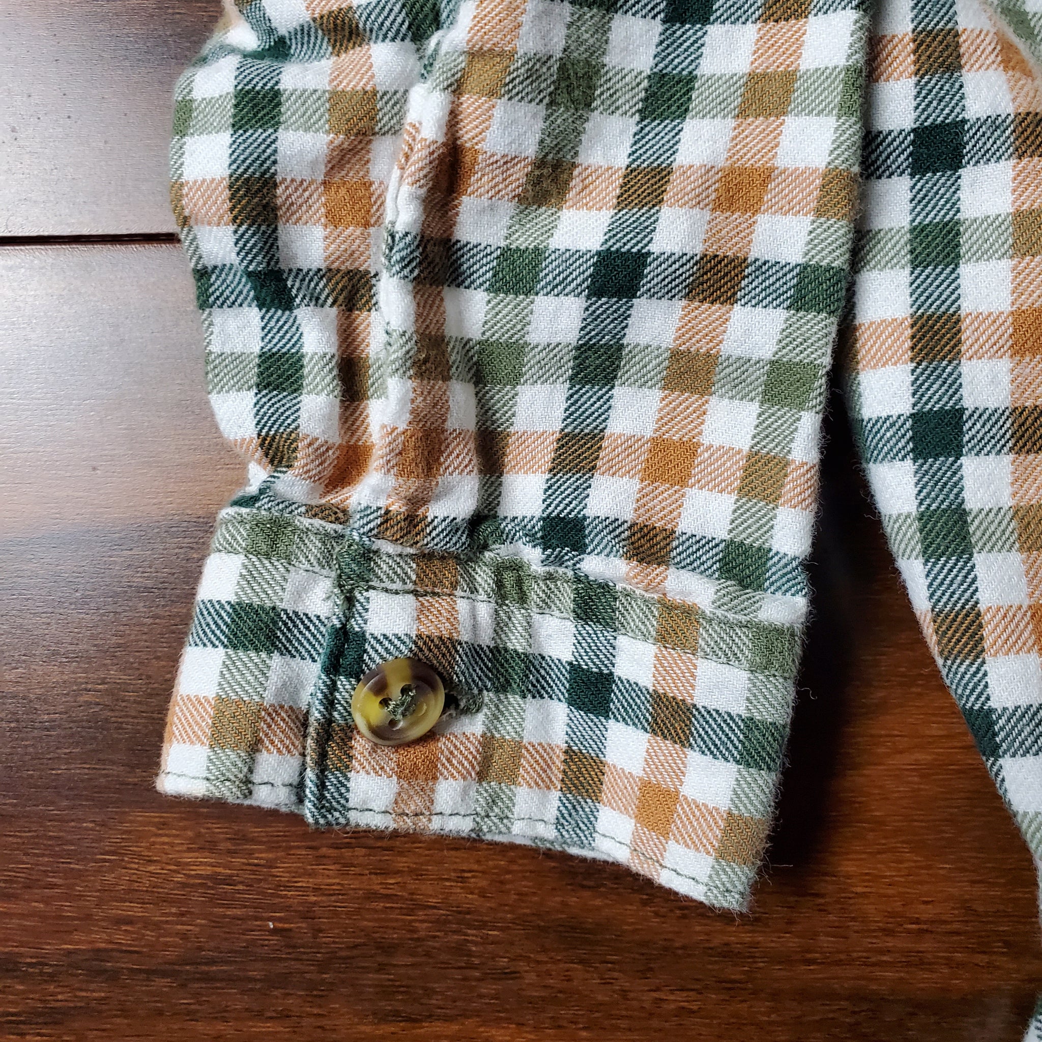 Pre-loved Carter's Long Sleeve Button-Up 12 months