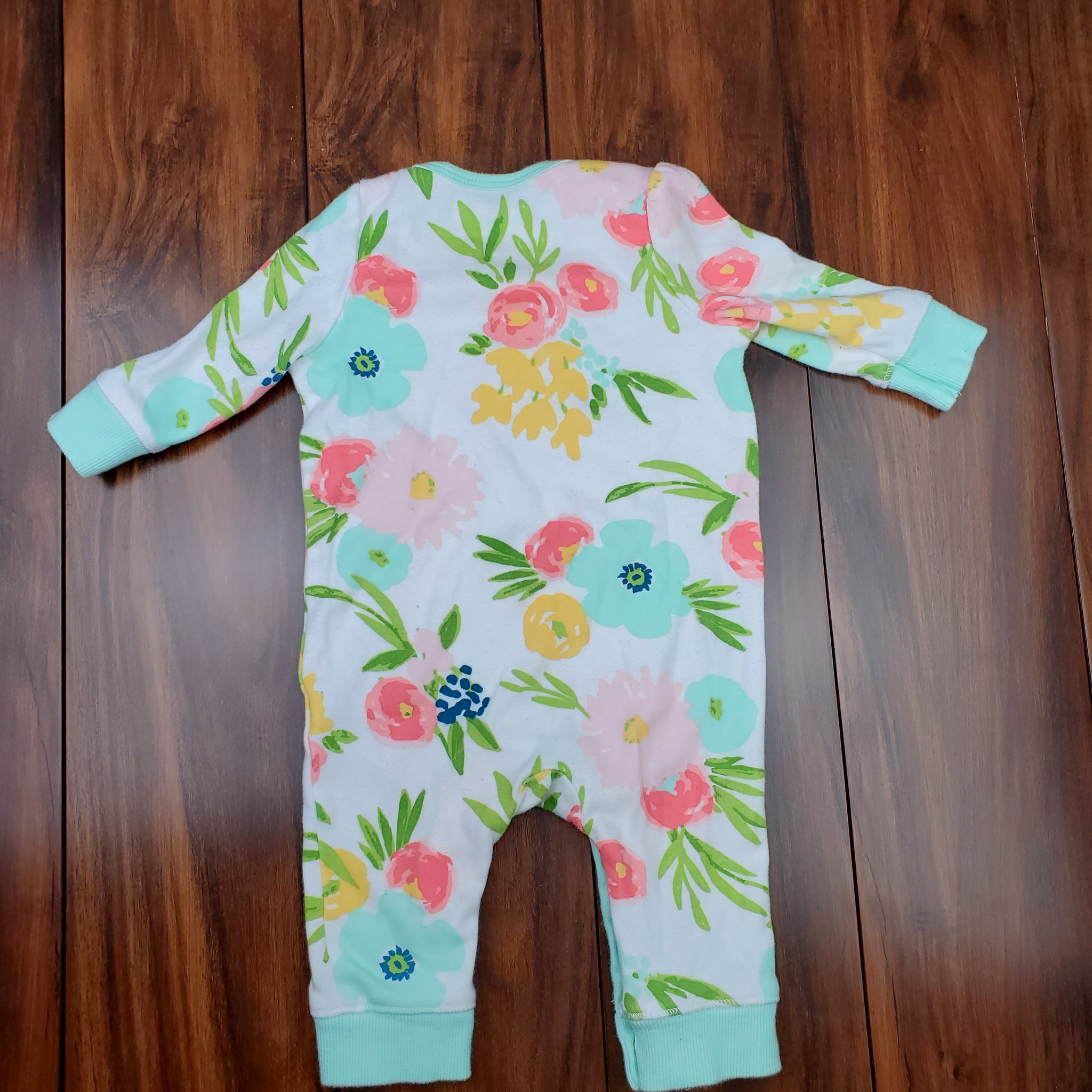 Pre-loved Cloud Island romper size 0-3 months