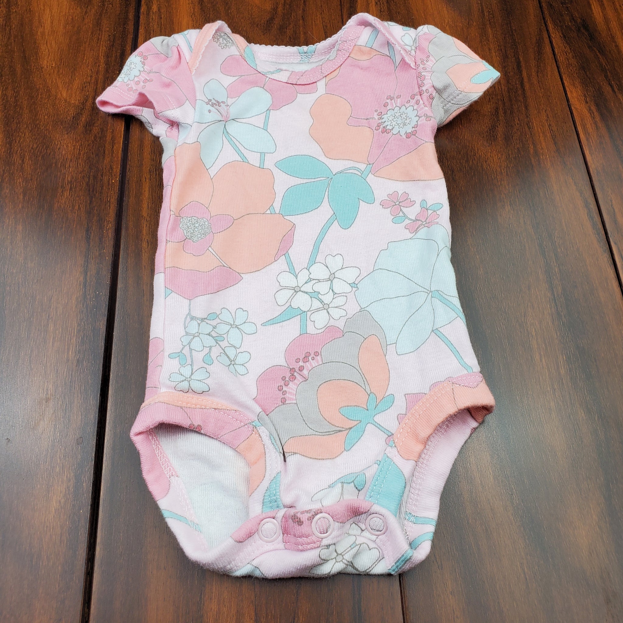 Pre-Loved 3 pc Newborn Outfit size NB