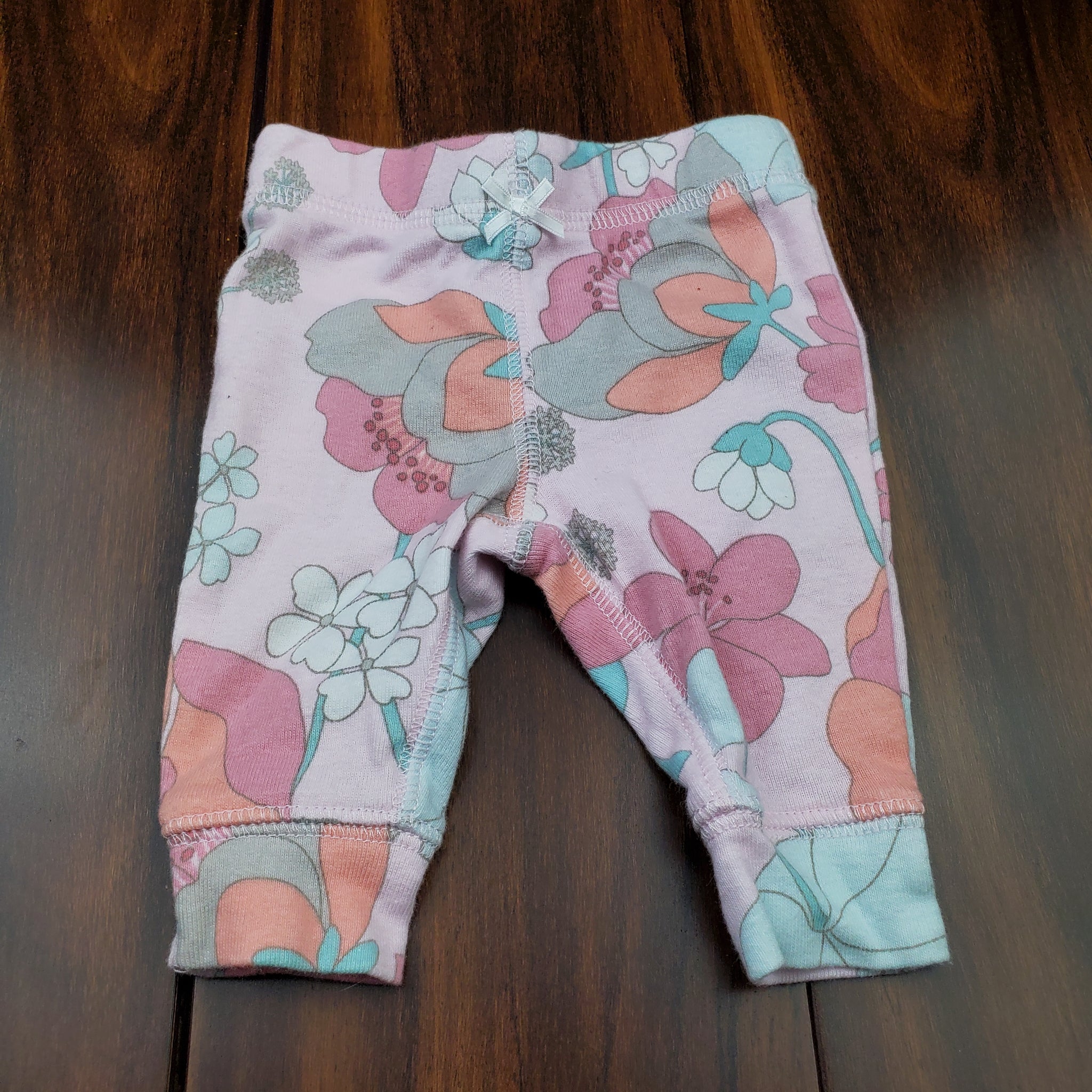 Pre-Loved 3 pc Newborn Outfit size NB